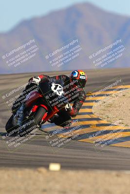 media/Dec-10-2023-SoCal Trackdays (Sun) [[0ce70f5433]]/Turn 12 (2pm)/